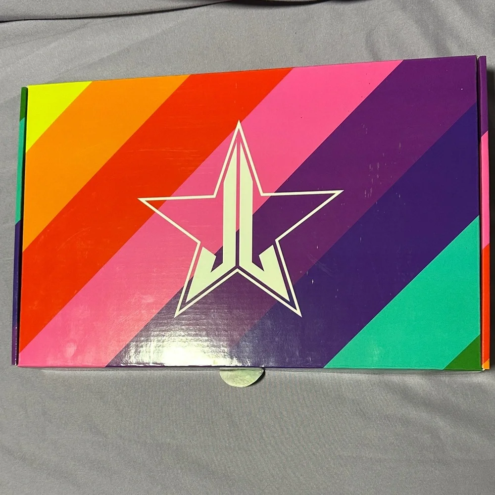 Jeffree Star Rainbow Star Mirror - Picture 2 of 4